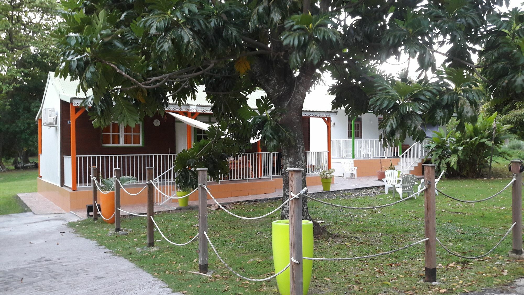 Bungalow Papaye Pointe-Noire Exterior foto